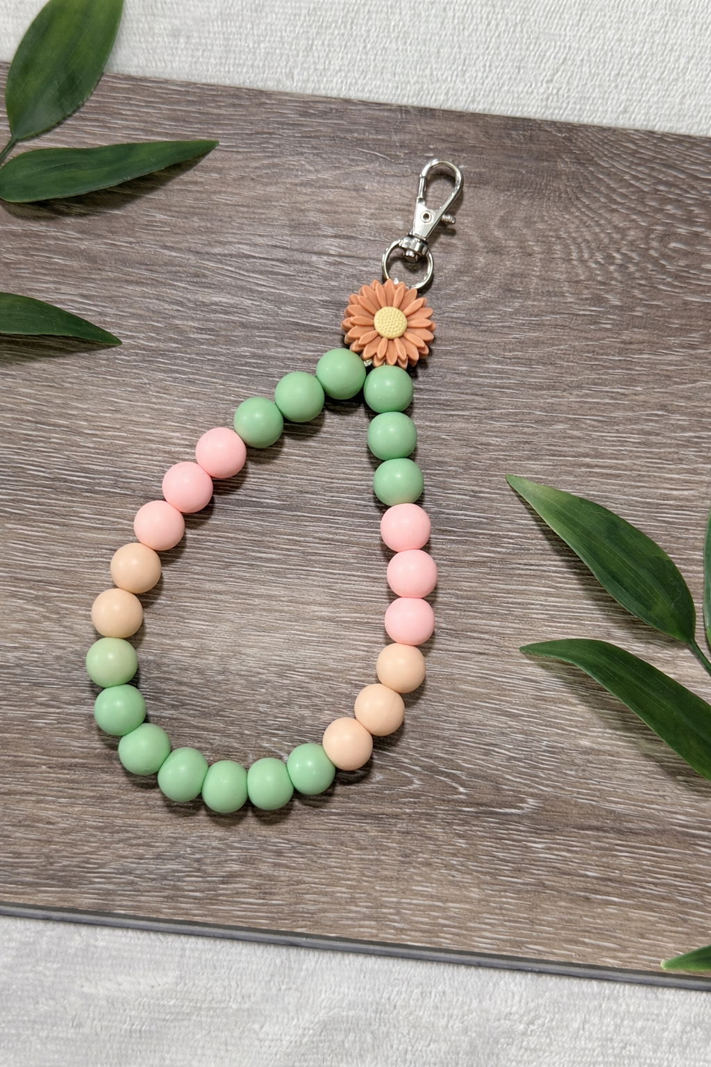 Pastel Daisy Silicone Bead Keychain